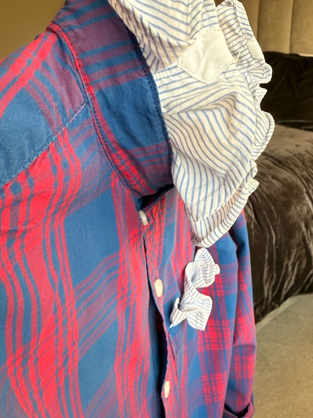 Reloved & reworked for Memorial Day 
Sustainable never looked this cute Size S